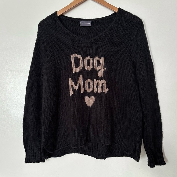 Wooden Ships Dog Mom And Heart V-Neck Sweater Size XS / SMALL - Picture 2 of 9